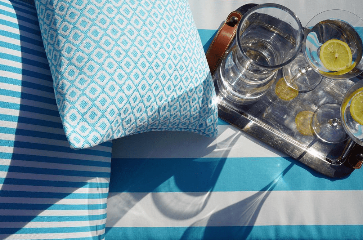 OUTDOOR KISSEN TÜRKIS MIT MUSTER ,,SARDINIEN'' MIT KEDEROutdoor Kissen