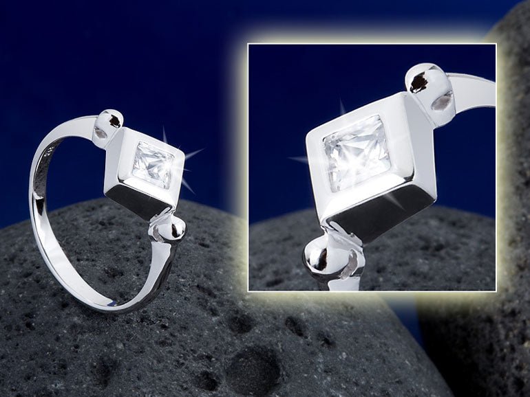 RING BARCELONA - 925 Silber mit edlem Zirkonia Aufsatz